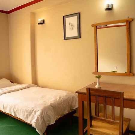 פוקהרה Nepali Cottage Guest House מראה חיצוני תמונה