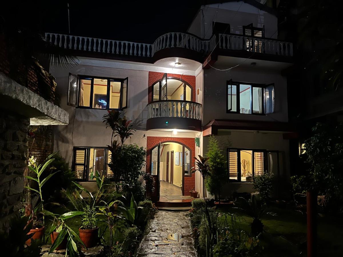 פוקהרה Nepali Cottage Guest House מראה חיצוני תמונה