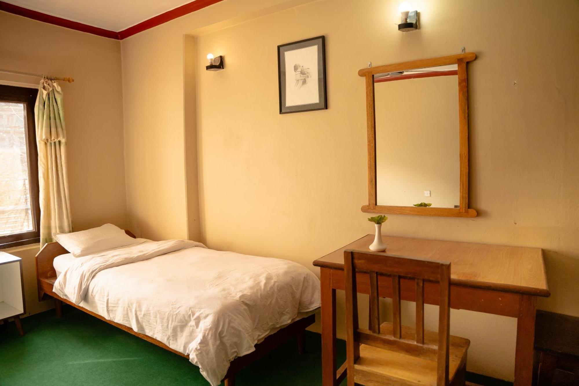 פוקהרה Nepali Cottage Guest House מראה חיצוני תמונה