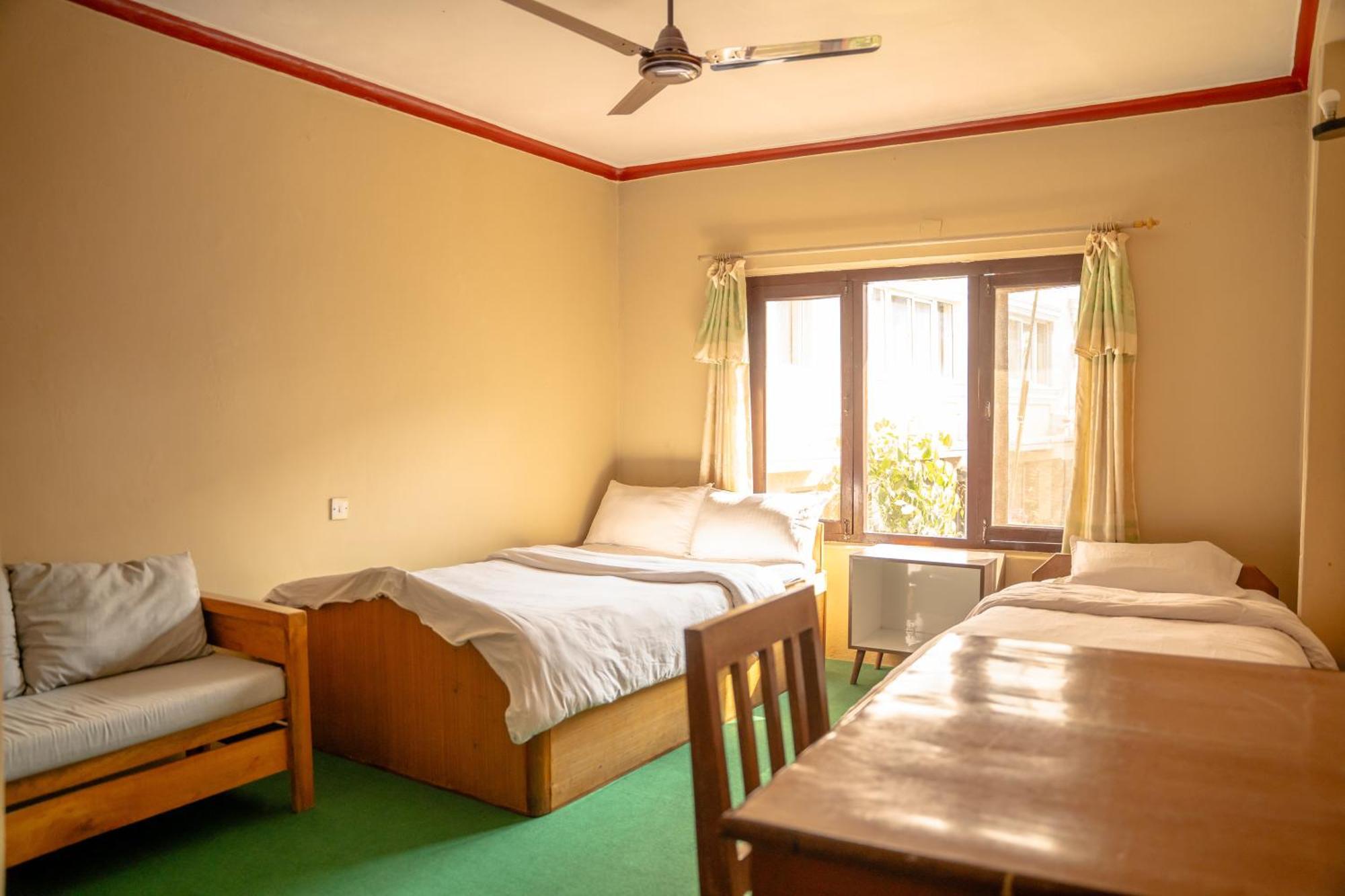 פוקהרה Nepali Cottage Guest House מראה חיצוני תמונה