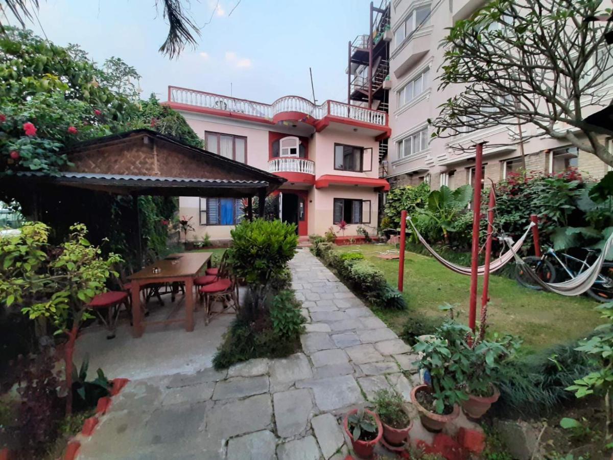 פוקהרה Nepali Cottage Guest House מראה חיצוני תמונה
